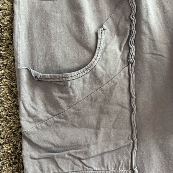 Cynthia Ashby 100% cotton cropped pants, grey, Large, EUC - Picture 3 of 14